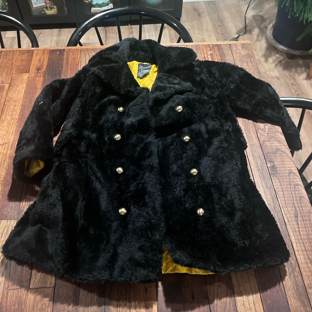 Luxurious Black Faux Fur Coat